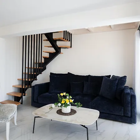 Endless Blue Maisonette 尼基亚娜