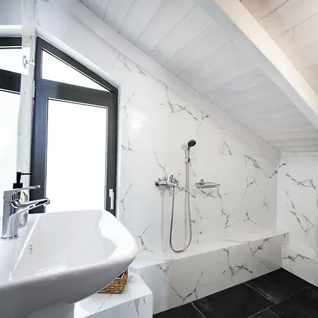 Endless Blue Maisonette