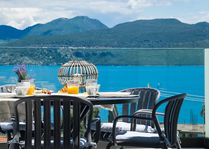 Endless Blue Maisonette Apartment *