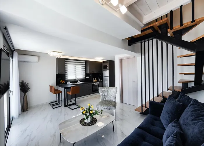 Endless Blue Maisonette Apartment *